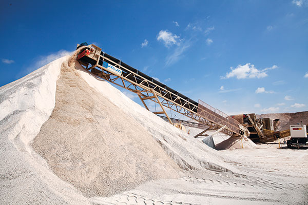 CSA Materials saved money by using telescoping stackers for stockpiling, which helps eliminate re-blending.
