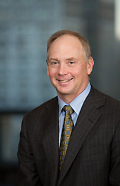 Brad Halverson, CFO Caterpillar, plans to retire in 2018