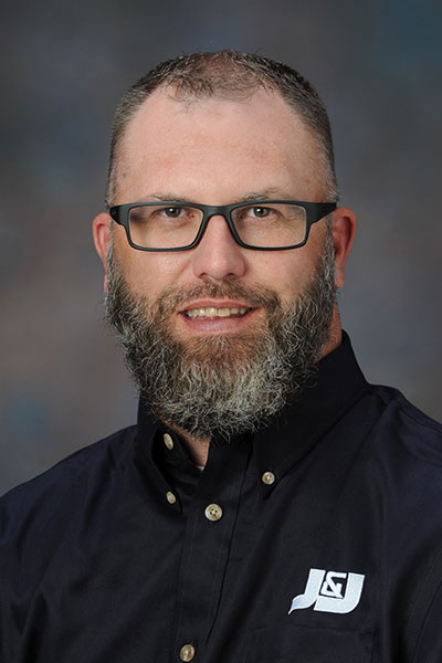 Headshot: Nate Weaver