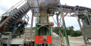 he Roll Gen (top right), air cannon (center) and solenoid control box. Photo courtesy of Martin Engineering