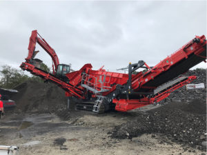 The 883+ triple deck showcases its versatility during the Terex Finlay event in Jacksonville, Florida. Photo by Joe McCarthy