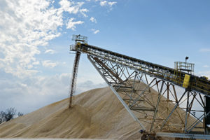 The top 20 sand and gravel producers in the nation accounted for nearly 270 million metric tons in 2016, USGS reports. Photo: Kevin Yanik