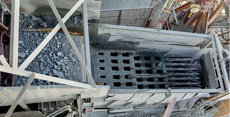 To increase scalping efficiency, the Hanson operation installed Armadex custom rubber sections to the second step – with the third step soon to follow. Photo courtesy of Polydeck