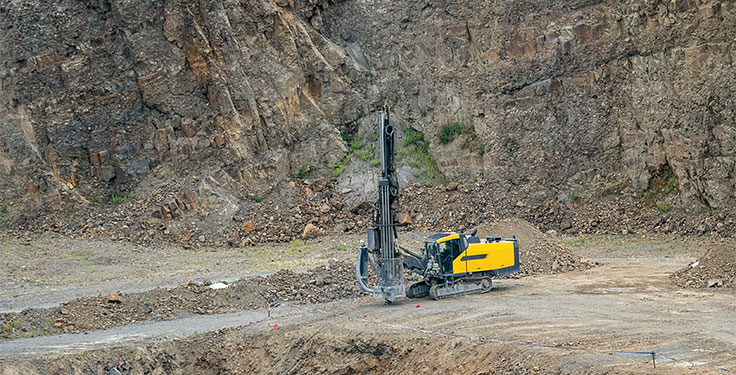In terms of rock strength, blasts today are often designed only considering rock density because rock generally gets stronger as it gets denser. Photo: iStock.com/xtrekx