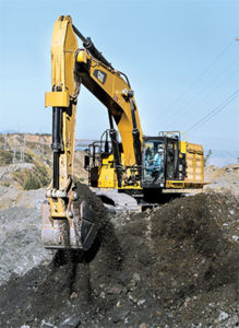 Turner Mining Group finds that new operators can load more efficiently, safer and faster with excavators. Photo courtesy of BuildWitt Media Group.
