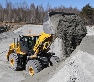 The 877H wheel loader will bridge the gap between the 856H and 890H wheel loaders. Photo courtesy of LiuGong North America.