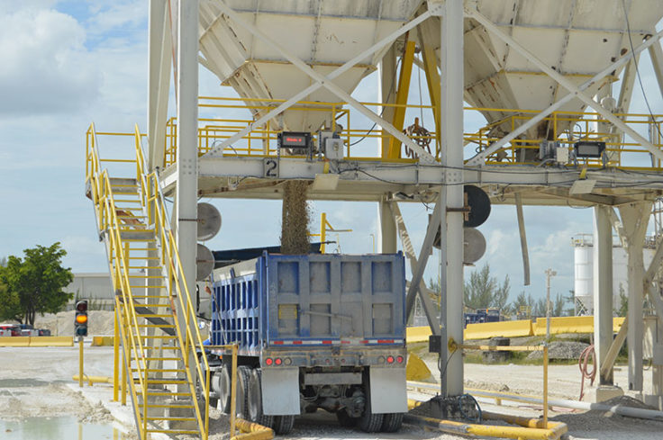 Cemex's digital technology blends and produces pre-ordered aggregate mixes for customer pick-up. Photo by Zach Mentz