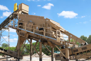 The Vibro-King TL screen is designed for performance and longevity for heavy duty scalping of coarse stone, fine sizing of finished products and wet or dry processing. Photo courtesy of Telsmith Inc.