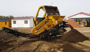 Screen Machine’s 90TS tracked 3-ft. x 8-ft. double-deck screening plant is one of several plants in the SMI Compact line. Photo: Screen Machine