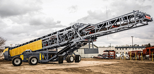 Superior Industries' self-contained, radial telescoping conveyors are equipped with a 96-kW Cat 4.4 Tier 4 Final engine. Photo: Superior Industries