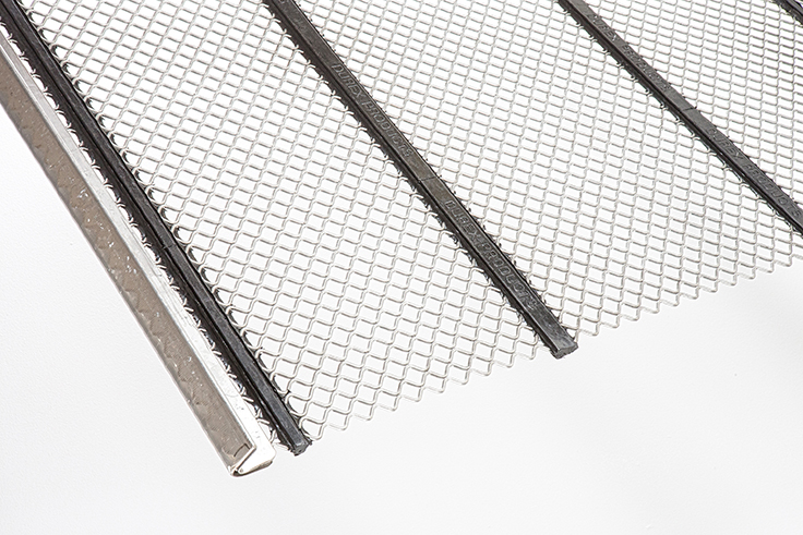 Livewire screens. This is a hybrid-type screen featuring molded rubber strips that hold its high-strength wires in place. Photo: Durex Products
