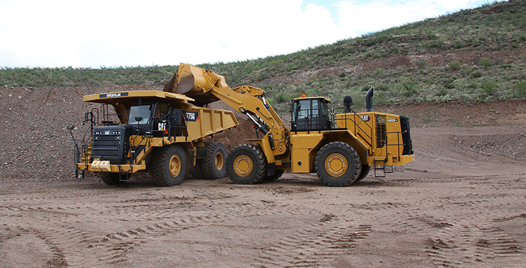 The switch reluctance electric drive technology on the 988K XE increases overall efficiency by 25 percent and face-loading application efficiency by up to 49 percent compared to the 988K, Caterpillar says. Photo: Cat