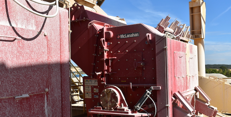 Anderson Columbia relies on two Universal NGS secondary impactors in its secondary crushing plant. Photo: McLanahan Corp.