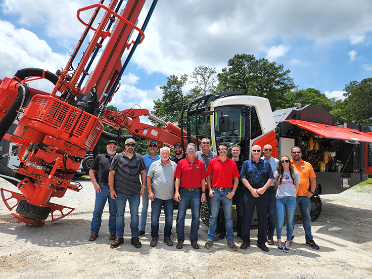 Pictured in the front row from Country Boy Supply are Chaz Luke, David Moore, Brent Taylor, Ace McCarthy, Paul Colvin and Candise Hobbs. Sandvik representatives in the second row, from left, are Heath Nowak, Avery Martin, Ville Siekkinen, Jason Demars, Ville Keinänan, Peter Dodsworth and Stephen Gorsuch. Photo: P&Q Staff