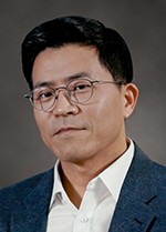 Chris Jeong