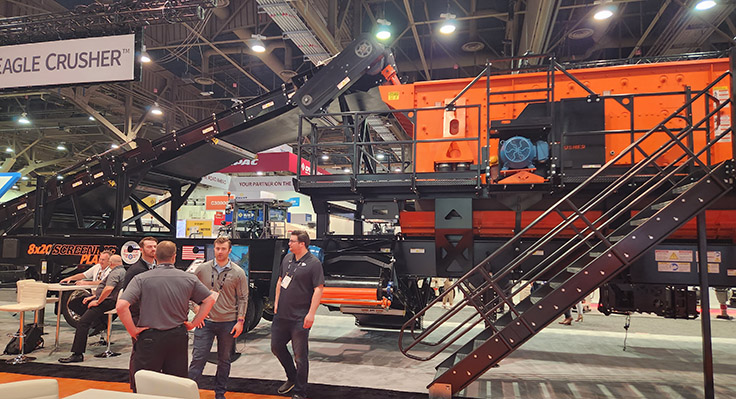 Eagle Crusher’s new 8-ft. x 20-ft. screening plant has a 60-in.-wide feed conveyor that connects to an 8-ft. x 20-ft. triple-deck, triple-shaft screen. Photo: P&Q Staff