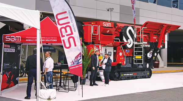 SBM Mineral Processing’s Jawmax 400 jaw crushing plant was on hand at ConExpo-Con/Agg. Photo: P&Q Staff