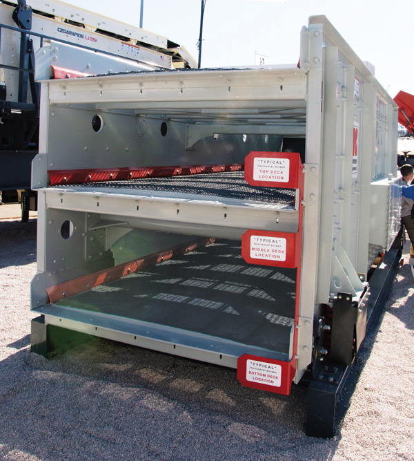 Terex MPS highlighted the new Simplicity ESX (extra clearance) series horizontal screen in the Silver Lot at ConExpo-Con/Agg.  Photo: P&Q Staff