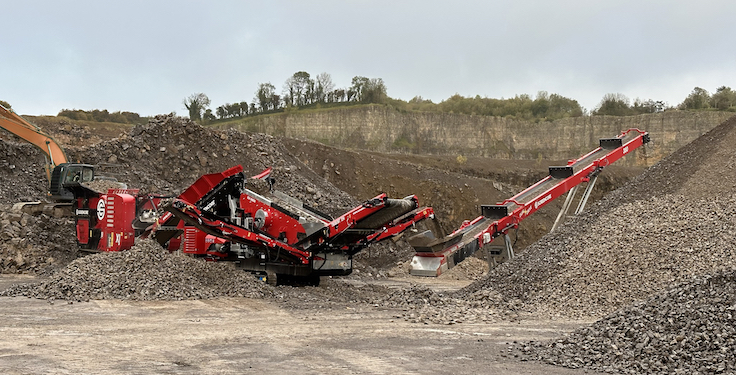 Screencore says both its XJ Dual-Power jaw crusher plant (left) and its Trident 380DD30 can both be powered by a backup diesel/genset unit. Photo: Screencore