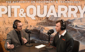 Major’s Ian Edwards (left) sat down with P&Q’s Kevin Yanik at AGG1 Aggregates Academy & Expo to discuss trends in screening. Photo: P&Q Staff