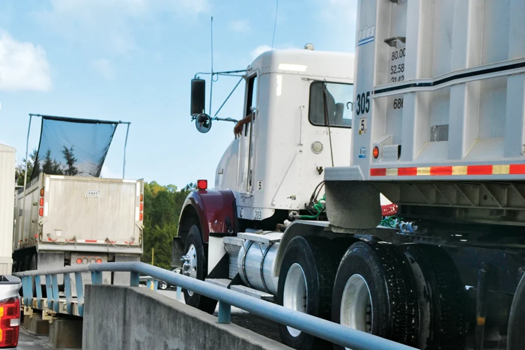 Hauling is most profitable when trucks are full and moving. (Photo: P&Q Staff)