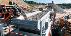 Producers should thoroughly define their application and choose screen settings that support maximum efficiency and long-term machine life. (Photo: Superior)
