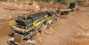 Rogge Excavating, based in Ghent, Minnesota, worked with General Equipment & Supplies and Superior Industries to implement a D350 Dakota closed-circuit cone crushing plant. (Image: Superior Industries)