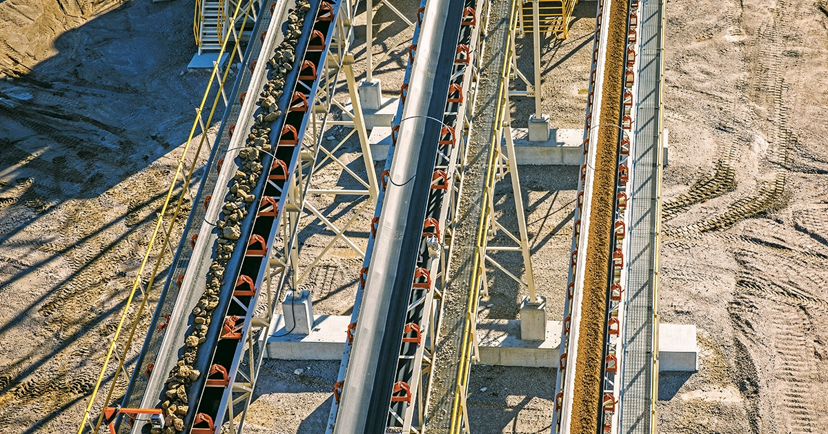 Photo of multiple conveyors working in sequence