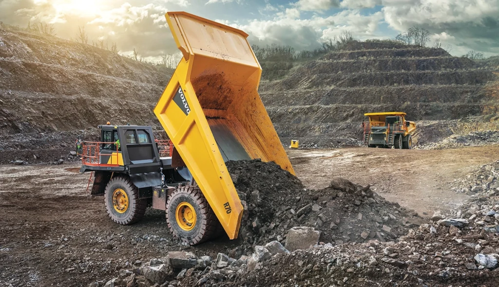 Photo of a rigid haul truck