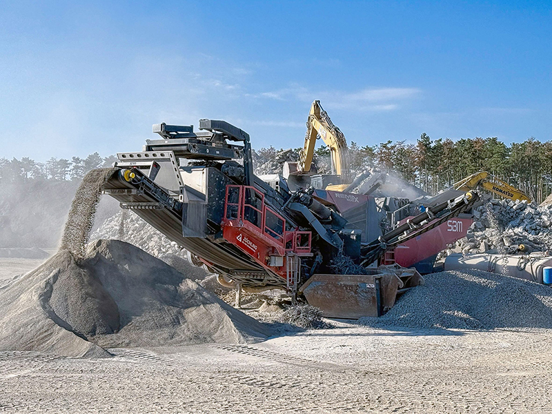 The Remax 600 can handle feed sizes of up to 40 in. (Photo: SBM Mineral Processing)