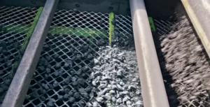 Screening conditions can shift dramatically with the weather, making climate a key factor in screen media selection. (Photo: Major)