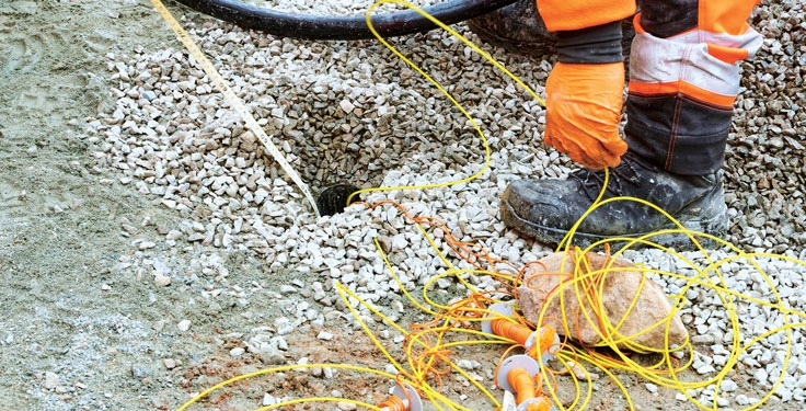 Carefully loading emulsion explosives helps ensure predictable energy release, improved blast control and enhanced on-site safety. (Photo: Lubrizol)