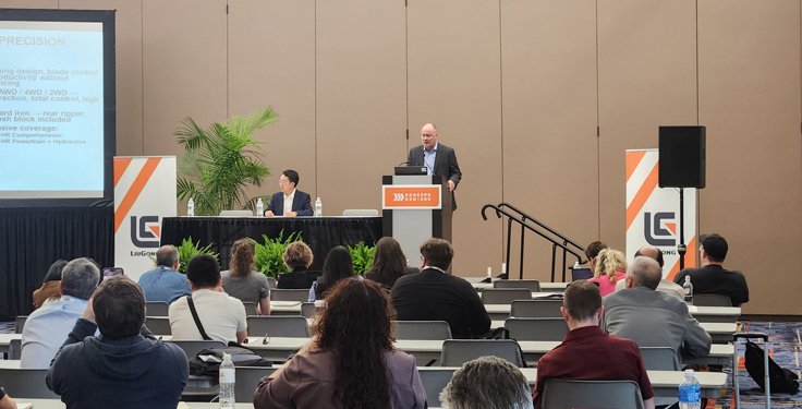 LiuGong leaders visit with the trade press during a Media Monday press conference at ConExpo-Con/Agg. (Photo: P&Q Staff)