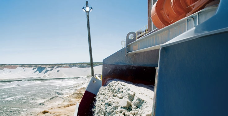 Wet screening relies on water to prevent blinding and improve fine separation. (Photo: P&Q Staff)